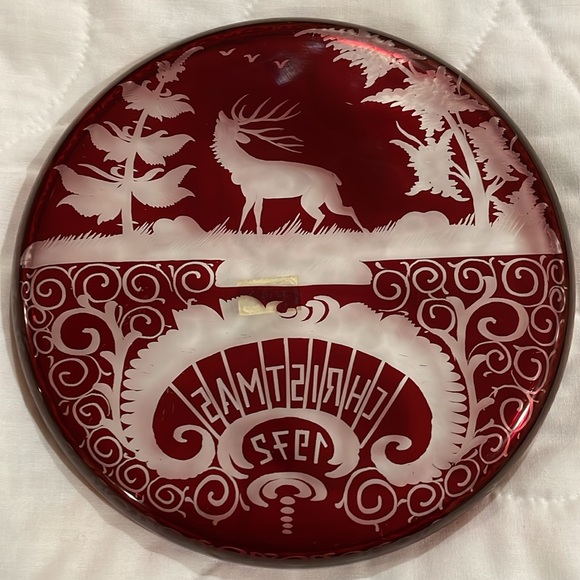 EGERMANN Ruby Red Cut to Clear Crystal Plate Christmas 1972 Stag - Picture 6 of 8